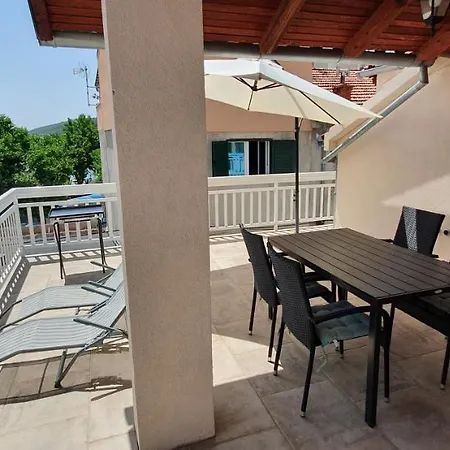 Sanja * Zaton (Sibenik-Knin)