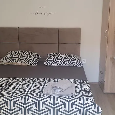 Appartement Sanja *