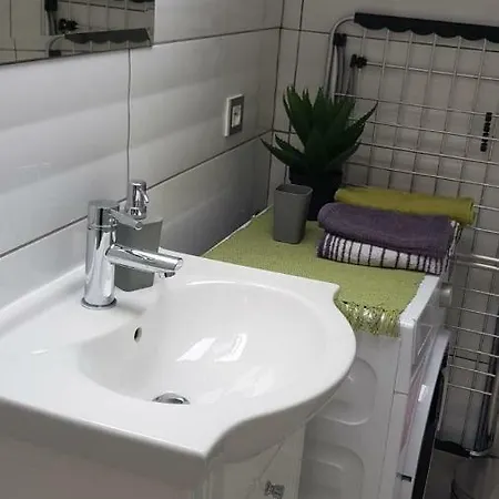 Sanja Zaton (Sibenik-Knin)