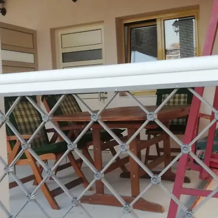 Sanja Appartement *