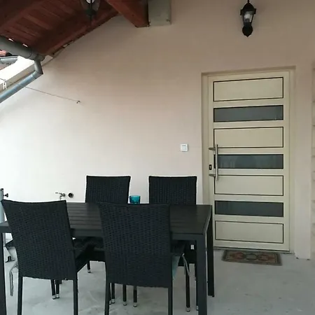 Sanja Apartamento Zaton (Sibenik-Knin)