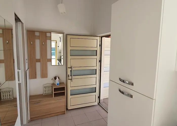 Sanja Zaton (Sibenik-Knin)